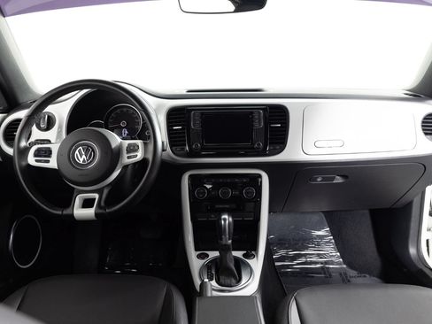 Used 2019 Volkswagen Beetle 2.0T SE w/ SE Premium Package FWD image 23
