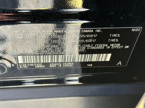 Used 2022 Toyota RAV4 XLE w/ Convenience Package FWD image 29