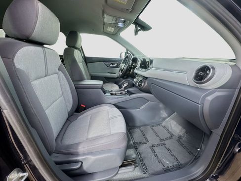 Used 2020 Chevrolet Blazer LT image 34