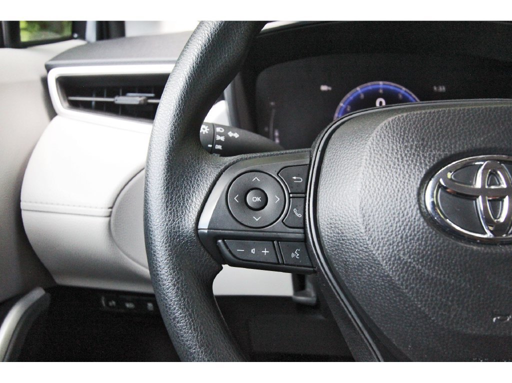 Used 2026 Toyota Corolla Cross L FWD image 16