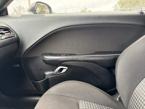 Used 2020 Dodge Challenger R/T Scat Pack image 25