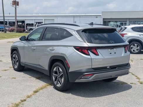 Used 2025 Hyundai Tucson SEL FWD image 5