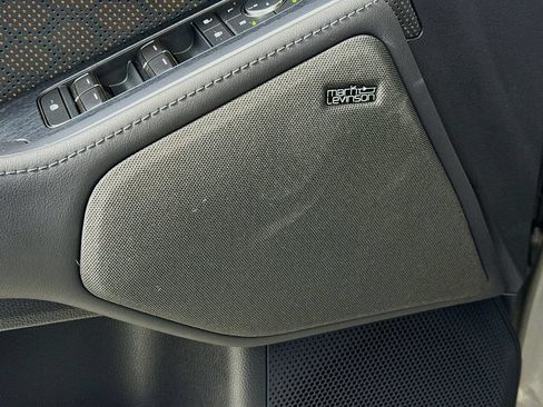 Used 2024 Lexus GX 550 w/ Accessory Package (2T) AWD/4WD image 19