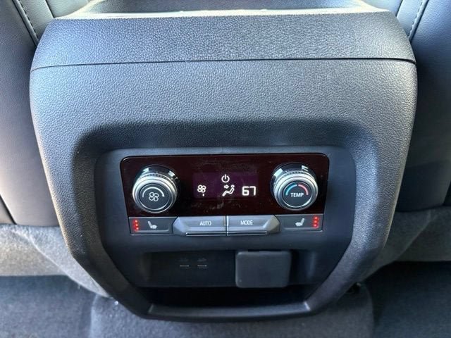New 2026 GMC Acadia Elevation w/ Elevation Premium Package AWD/4WD image 17