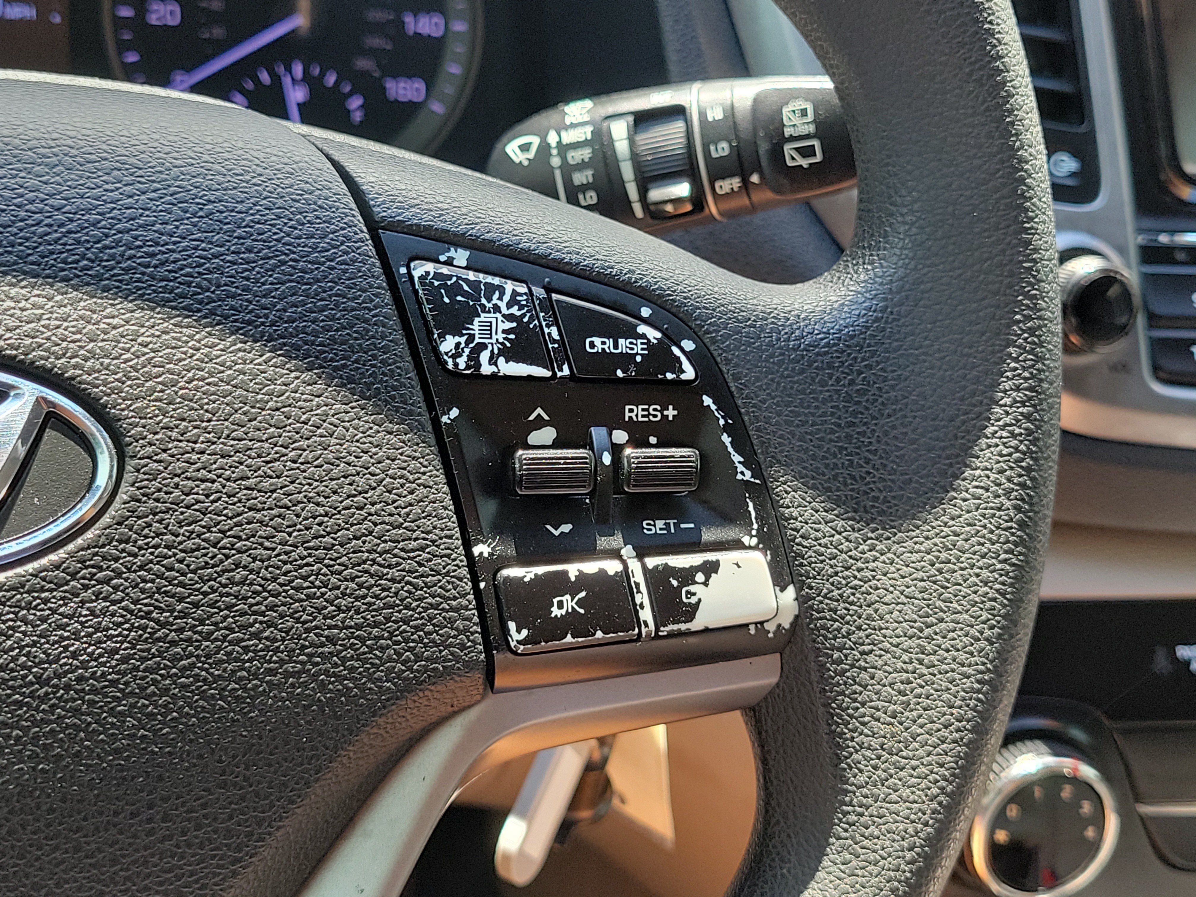 Used 2018 Hyundai Tucson SE w/ Cargo Package FWD image 25