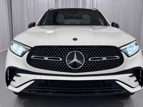 Used 2023 Mercedes-Benz GLC 300 4MATIC image 4