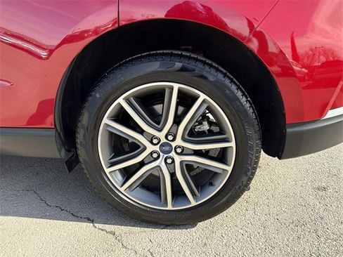 Used 2022 Ford Edge Titanium w/ Equipment Group 301A image 31