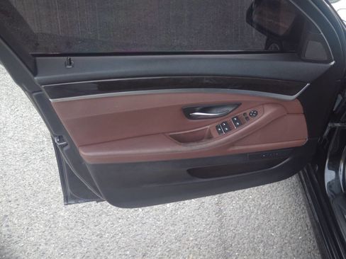 Used 2016 BMW 535i xDrive Sedan w/ Driver Assistance Package image 34