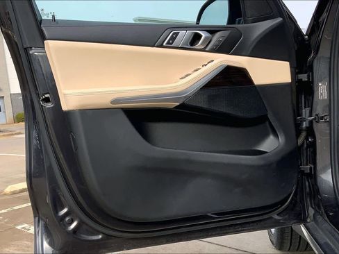 Used 2019 BMW X5 xDrive40i w/ Convenience Package image 22