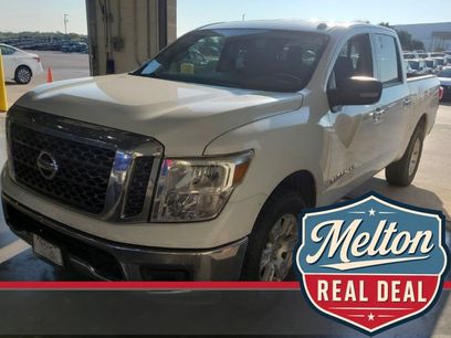 Used 2018 Nissan Titan SV