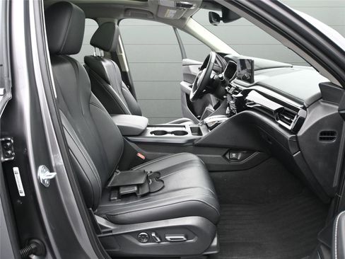 Certified 2025 Acura MDX SH-AWD w/ Technology Package image 18