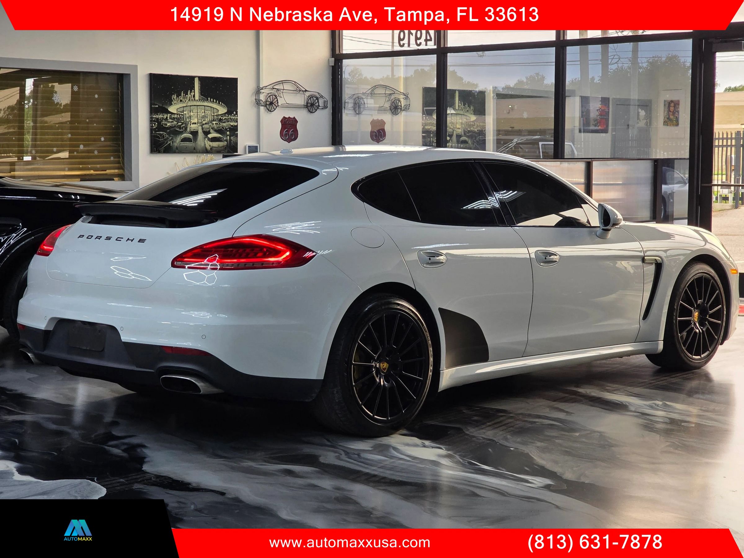 Used 2016 Porsche Panamera AWD/4WD image 9
