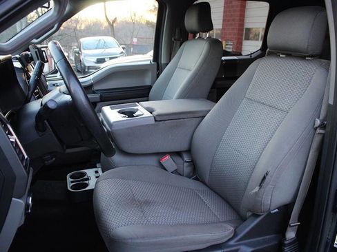 Used 2015 Ford F150 XLT w/ Equipment Group 302A Luxury image 11