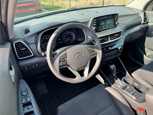 Used 2020 Hyundai Tucson SE image 14