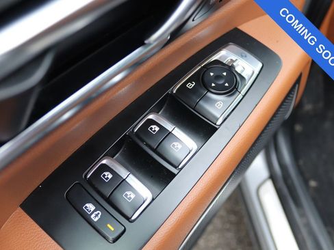 Used 2023 Kia Telluride SX Prestige X-Pro AWD/4WD image 12