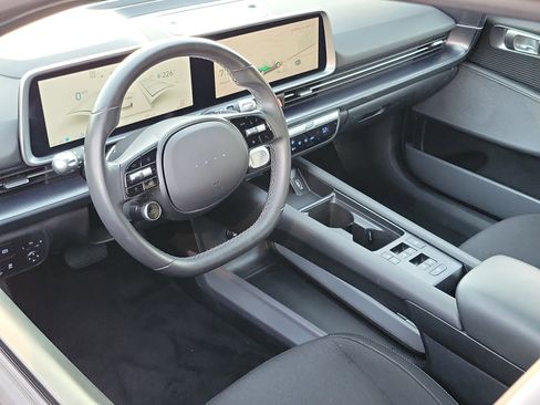 Certified 2023 Hyundai Ioniq 6 SE image 5