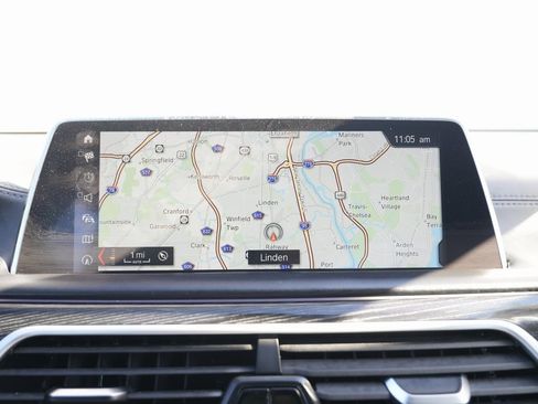 Used 2019 BMW 750i xDrive image 54