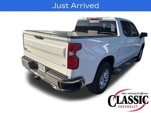 Used 2020 Chevrolet Silverado 1500 LT w/ Texas Edition image 15