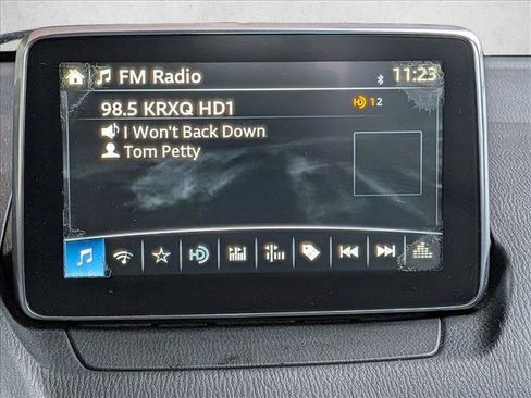 Used 2017 Toyota Yaris iA image 13