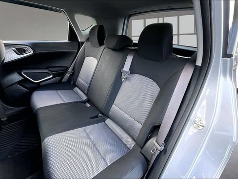 Used 2021 Kia Soul LX FWD image 26