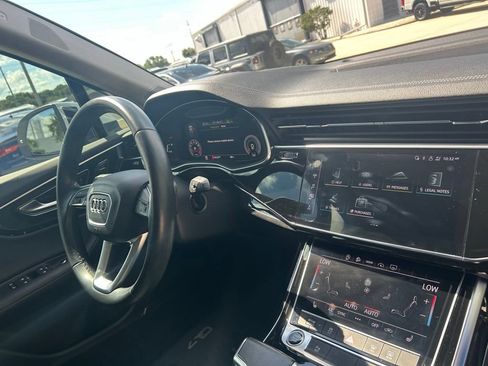 Used 2023 Audi Q7 3.0T Premium Plus w/ Premium Plus Package AWD/4WD image 36