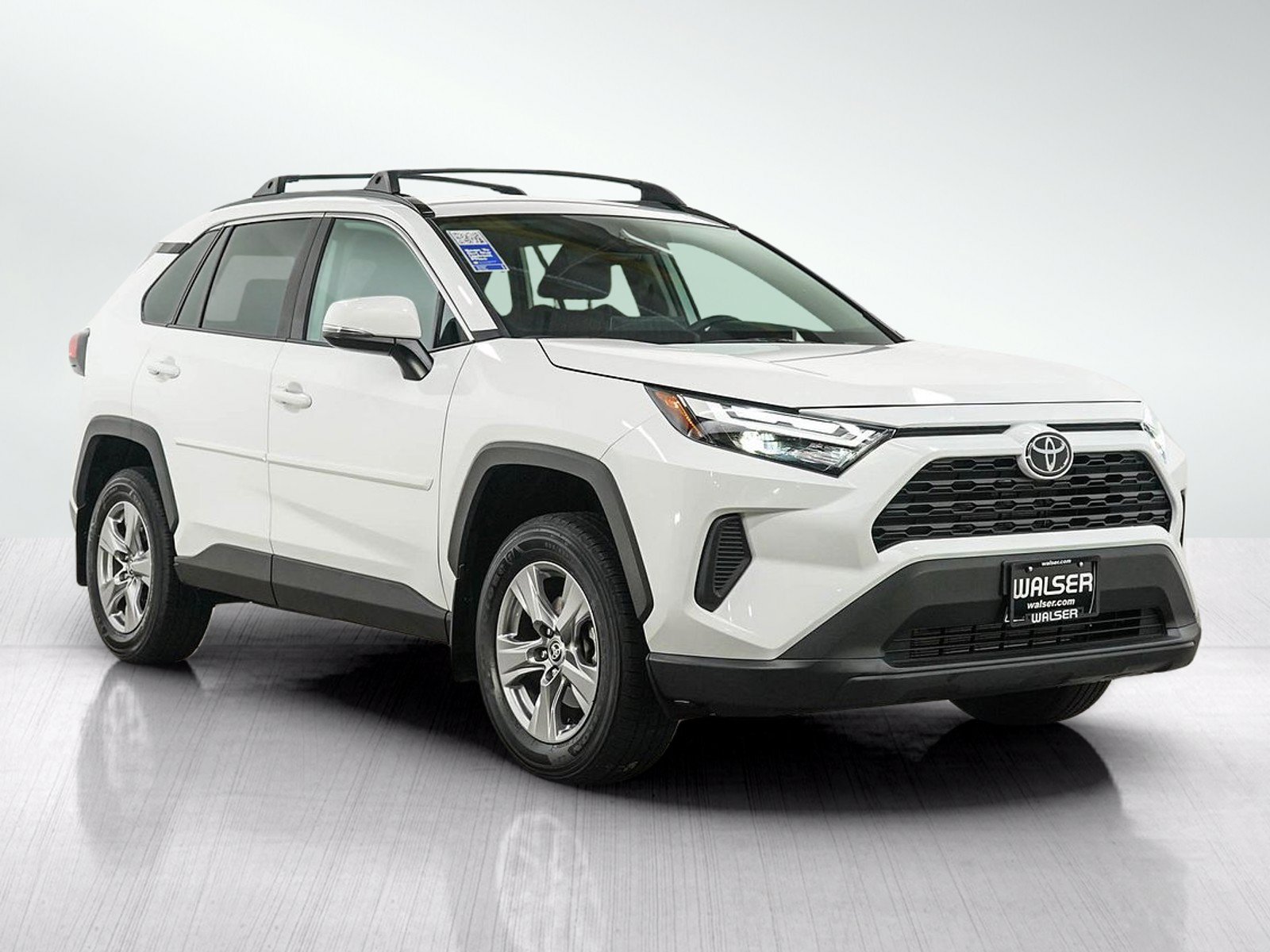 Used 2024 Toyota RAV4 XLE AWD/4WD image 7