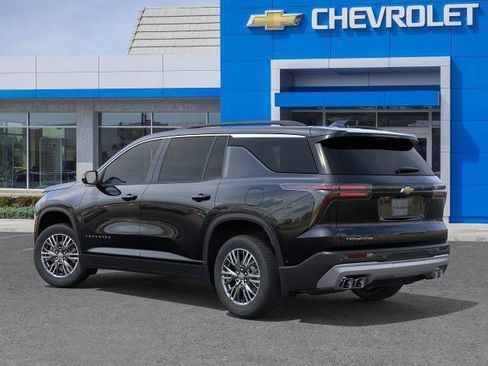 New 2027 Chevrolet Traverse LT w/ Driver Confidence Package FWD image 3