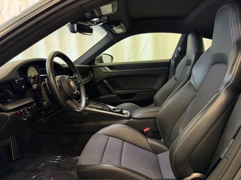 Certified 2020 Porsche 911 Carrera RWD image 5