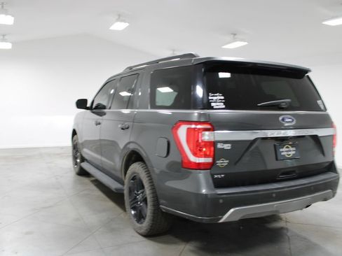 Used 2021 Ford Expedition XLT image 7