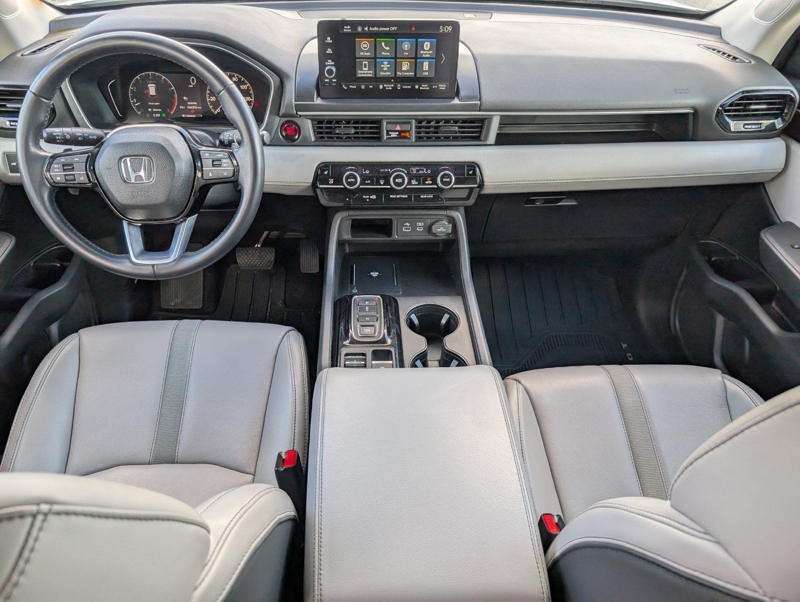 Used 2024 Honda Pilot EX-L image 5
