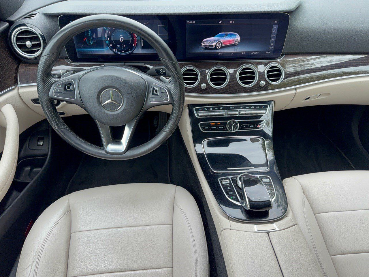 Used 2018 Mercedes-Benz E 400 4MATIC Wagon image 17