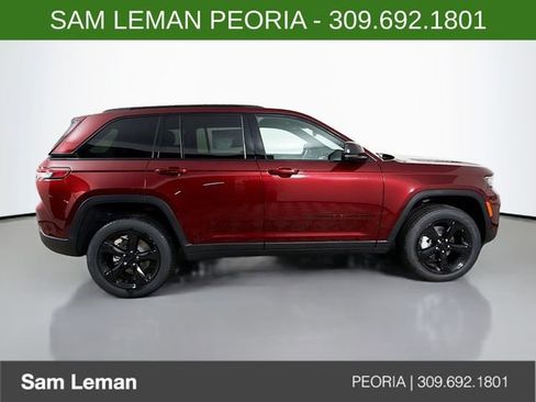 New 2025 Jeep Grand Cherokee Limited image 8