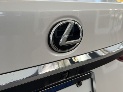 Used 2025 Lexus ES 350 w/ Premium Package FWD image 35