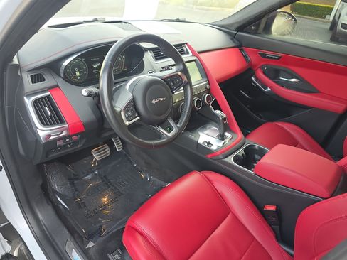 Used 2020 Jaguar E-PACE R-Dynamic HSE image 23