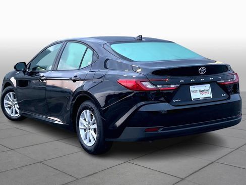 Used 2026 Toyota Camry LE image 12