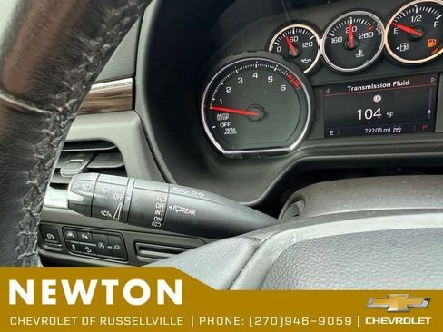 Used 2021 Chevrolet Tahoe Z71 w/ Luxury Package AWD/4WD image 29