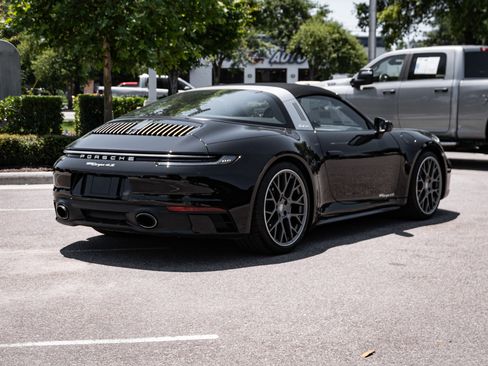 Used 2022 Porsche 911 AWD/4WD image 10