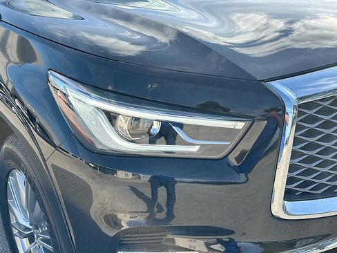 Used 2021 INFINITI QX80 Luxe image 35