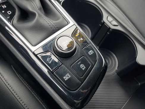 Certified 2025 Kia Sportage SX image 40