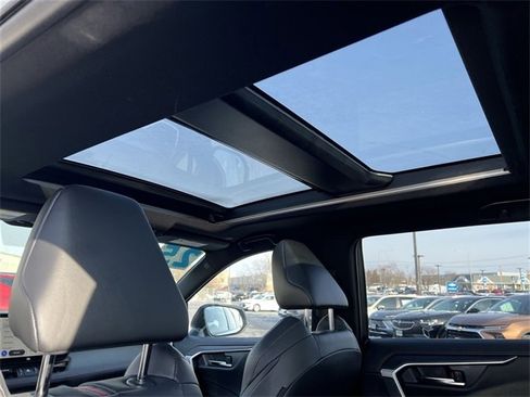 Used 2025 Toyota RAV4 XSE w/ Premium Package image 15