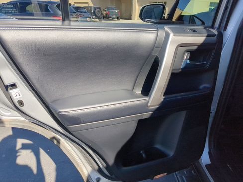 Used 2019 Toyota 4Runner SR5 image 30