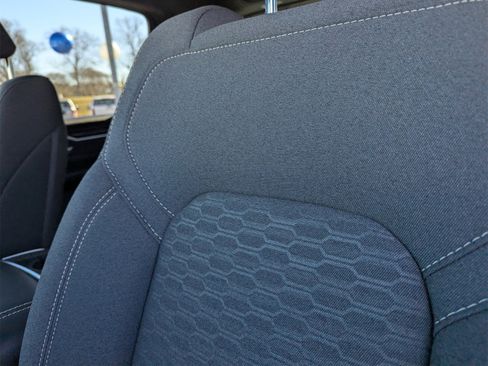 New 2026 RAM 1500 4x4 Crew Cab image 12