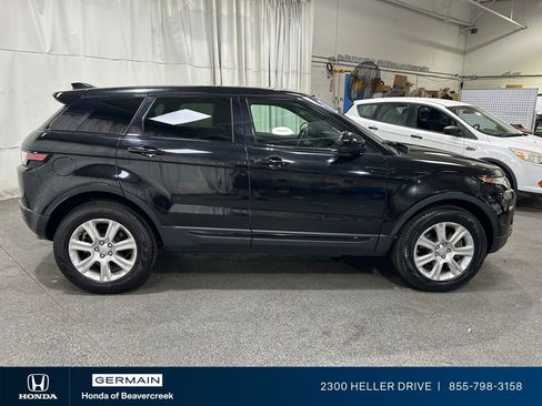 Used 2018 Land Rover Range Rover Evoque SE AWD/4WD image 9