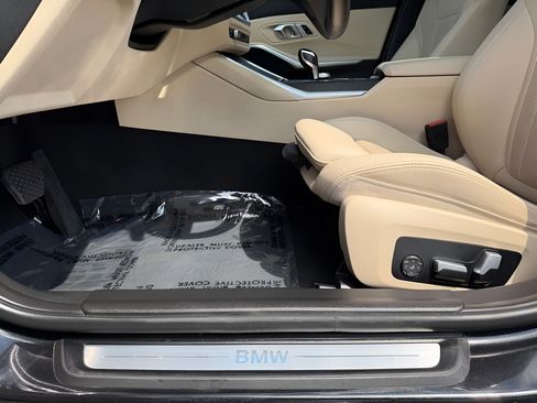 Used 2022 BMW 330e RWD image 36