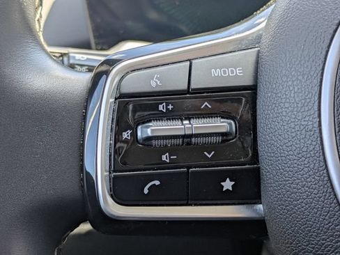 Used 2024 Kia Sorento S FWD image 27