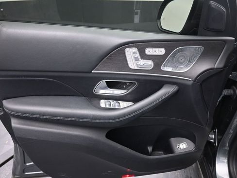 Used 2020 Mercedes-Benz GLS 450 4MATIC image 22