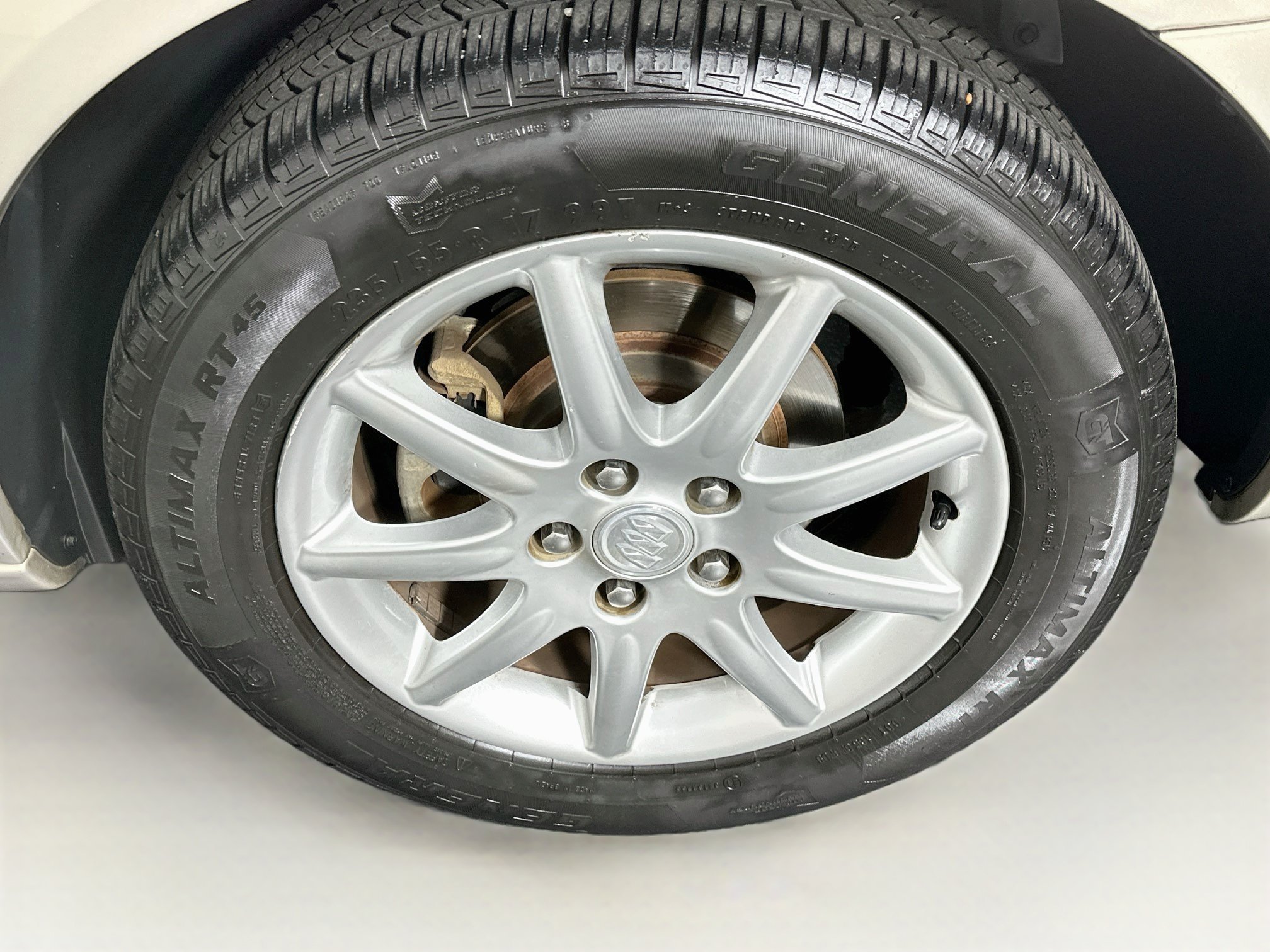 Used 2008 Buick Lucerne CXL w/ Luxury Package FWD image 11