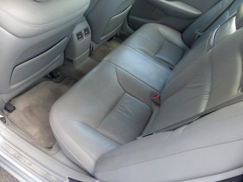 Used 2005 Lexus ES 330 FWD image 13