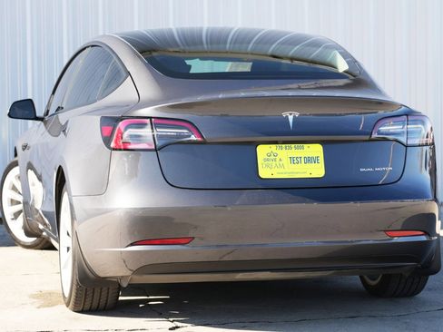 Used 2022 Tesla Model 3 Long Range image 6