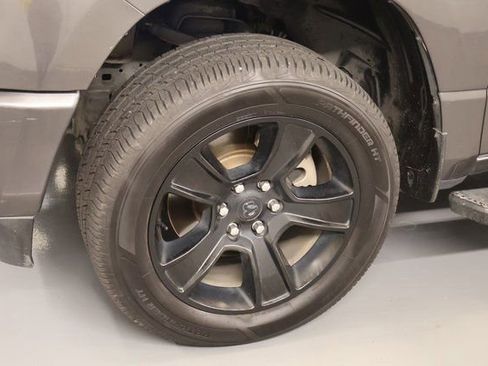 Used 2021 RAM 1500 Big Horn image 5